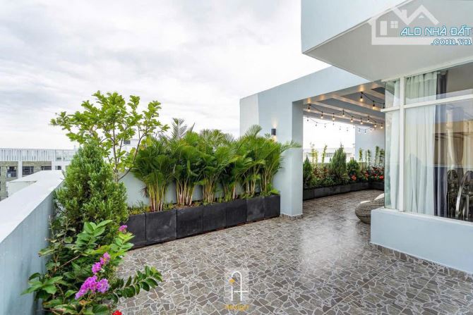 Penthouse chung cư Giai VIệt 315m2 Phường Chánh Hưng Quận 8