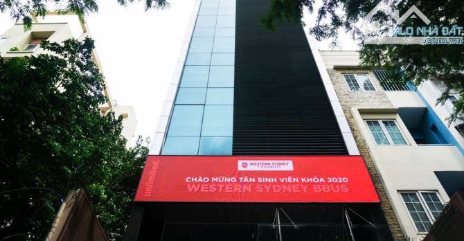 CHO THUÊ TÒA NHÀ 41 - 43 VÕ VĂN TẦN Q3, DIỆN TÍCH: 8x28M, HẦM TRỆT 8 LẦU, GIÁ 500 TRIỆU
