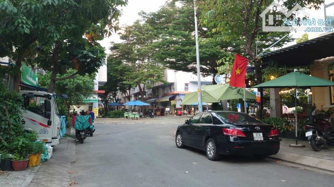 Sang quán cafe khu khang điền PLB Q9 đối diện trường học công