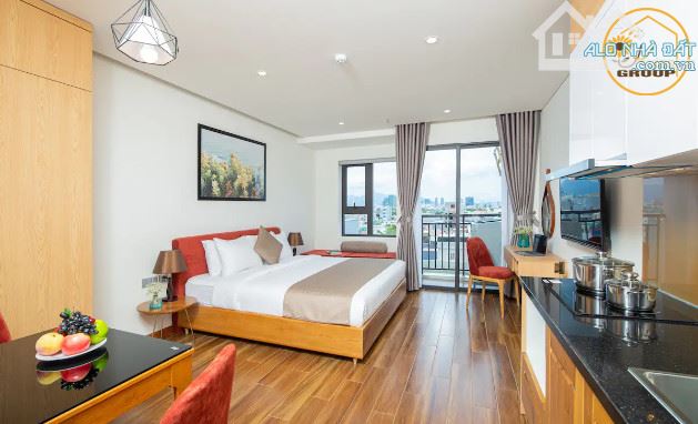 Studio Khuê Mỹ Đông 4 tầng cao, ban công thoáng, hồ bơi chill