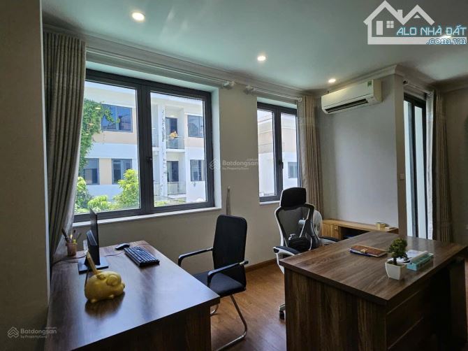 BQL tòa nhà cần cho thuê slot cuối cùng mặt phố Tây Sơn 65m2 giá chỉ 12tr/tháng