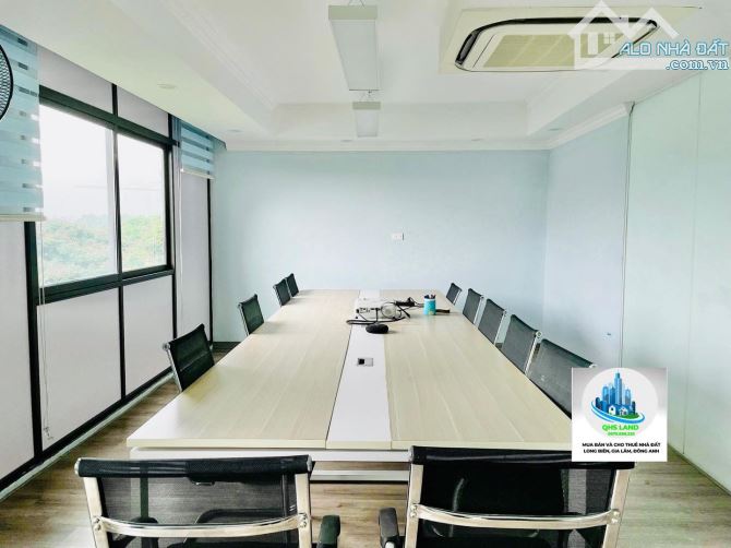 CHO THUÊ SÀN VĂN PHÒNG 150m² – BIỆT THỰ CĂN GÓC MẶT PHỐ VIỆT HƯNG, LONG BIÊN