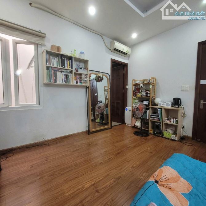 Cho thuê MB có chỗ ở lại, Bùi Đình Tuý, P.12, 85m2, 11tr