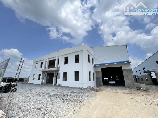 Cho Thuê Nhà Xưởng 4500m2 Giá 2,7$/m2 PCCC Tự Động Tại Long An