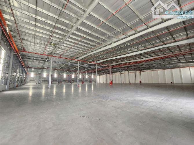 CHO THUÊ 5.676m2 NHÀ XƯỞNG TRONG KCN LONG HẬU LONG AN