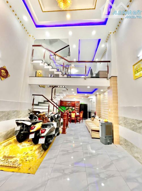 (Full nội thất) Nhà 5 tầng 5 phòng ngủ 6wc Đường Lộ 2