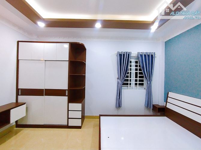 full nội thất ngay Trường Lưu CNC, Đh FPT, Ufm, Hutech Phòng 20m2 chỉ 3.2 tr