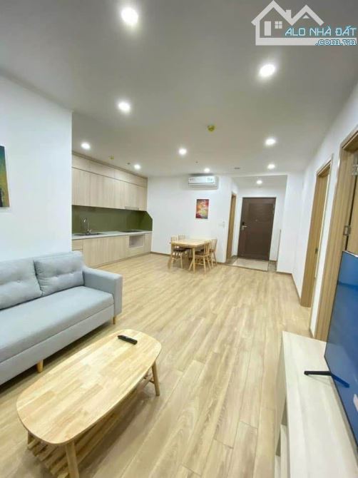 Cho thuê căn hộ 2PN Tòa Home city phố Trung Kính, Cầu Giấy