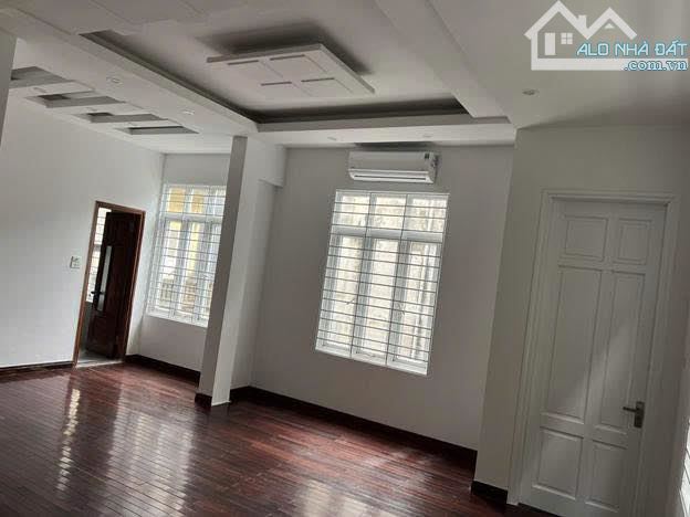 Cho thuê nhà XUÂN THUỶ, Cầu Giấy. 25 triệu/tháng. Phù hợp làm văn phòng, công ty, KD Onl