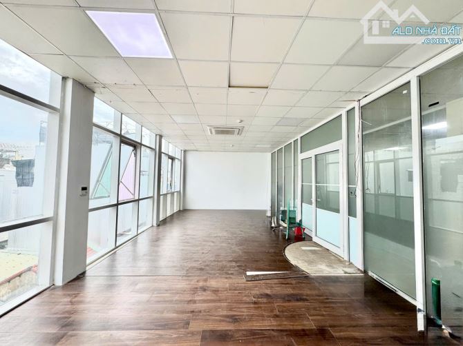 Cho thuê văn phòng 40 m² Đà Nẵng – giá 12,5 triệu/tháng, miễn phí chỗ để xe