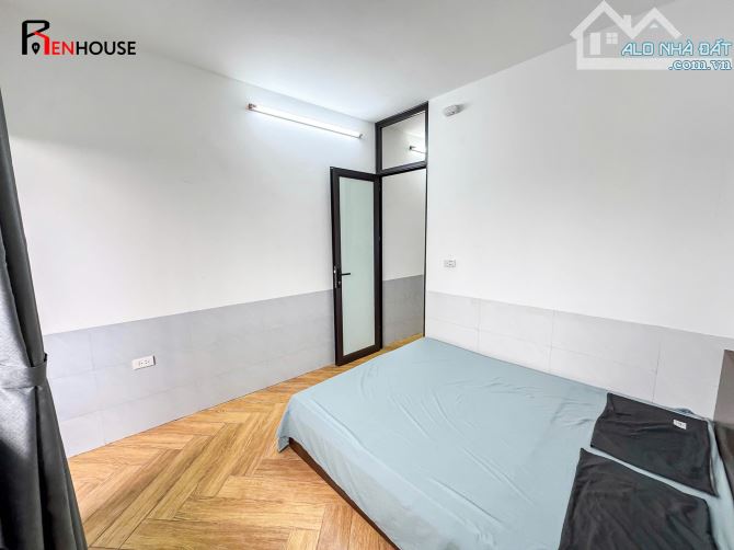 Cho Thuê CCMN 3 Phú Kiều Bắc Từ Liêm 35m2 1N1K Cửa Sổ Ban Công Thang Máy Gần Chợ Full Đồ