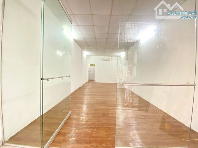 Cho thuê nhà đẹp 4m x 15m hẻm xe tải Đào Duy Anh, Phú Nhuận