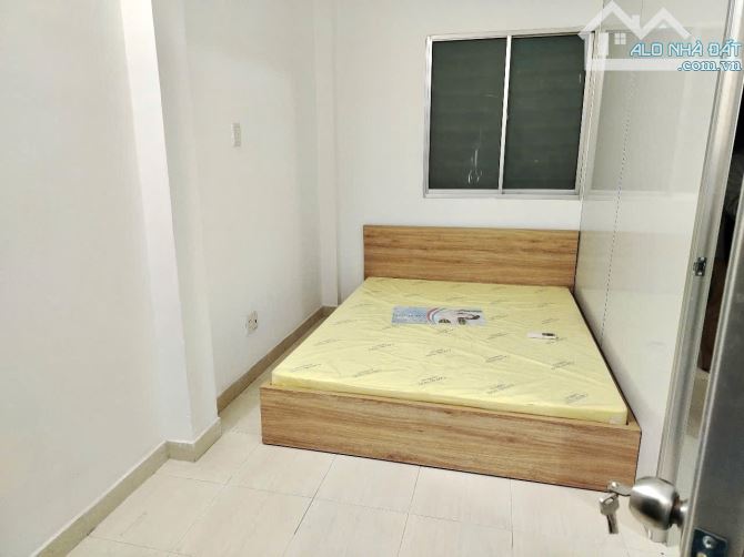 Cho thuê căn hộ Studio Cửa sổ thoáng Q4 gần ĐH Luật, ĐH Nguyễn Tất Thành, cầu Khánh Hội,