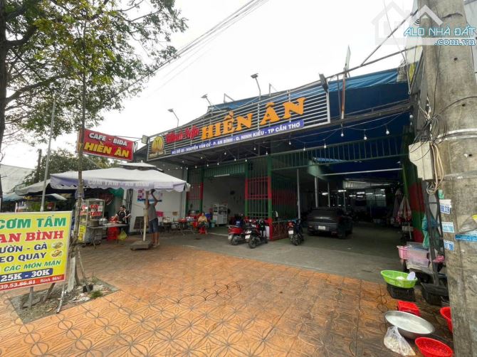 CHO THUÊ MẶT BẰNG HƠN 800m2 NGANG TRÊN 12m MẶT TIỀN ĐƯỜNG NGUYỄN VĂN CỪ