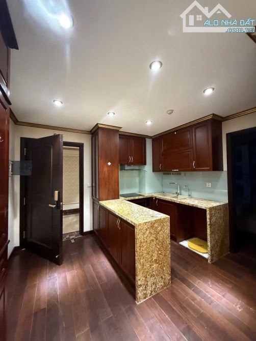 CHO THUÊ CĂN HỘ CHUNG CƯ 120M2-3PN- HC GOLDEN CITY -TÒA A-319 HỒNG TIẾN-21TR/TH