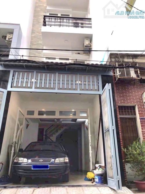 Xe hơi vô nhà thuê 4PN❌️ Sân thượng Nguyễn Văn Khối❌️Phường 8 giá 13 triệu