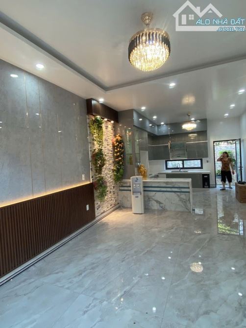 C.H.O T.H.U.Ê NHÀ tại Lê Hồng Phong, 118m2, 3 tầng, 5 ngủ full đồ, chỉ 15 triệu