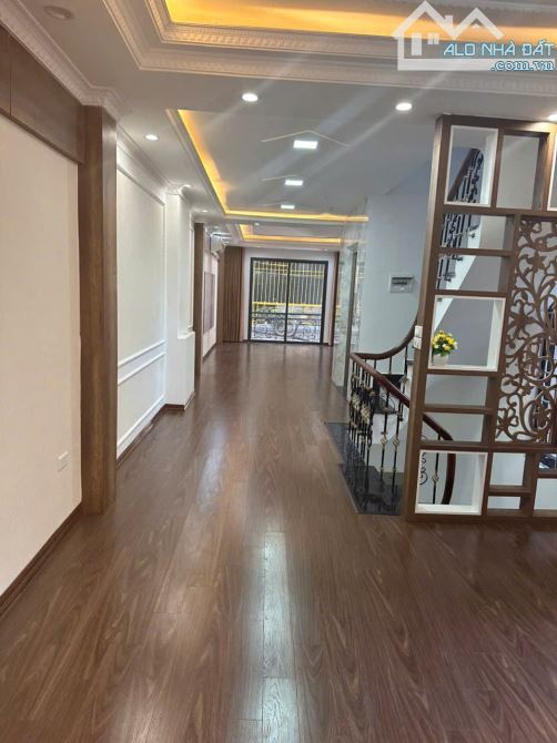 Cho Thuê! Nhà Mới Nghĩa Đô 70m2 x 6T, Thang Máy, 20 tr/th, ÔTô Vào, Ở, KD, VP...