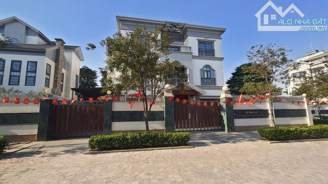 CHO THUÊ BIỆT THỰ GALAXY VẠN PHÚC — 500M², MẶT TIỀN 20M — PHÙ HỢP KHÁCH SẠN — 60TR/TH