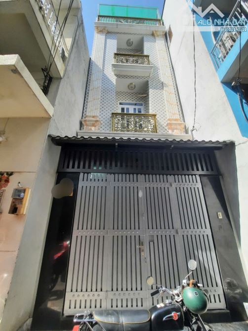 Nhà mới đẹp hẻm 1 xẹt Nguyễn Chí Thanh, 3 lầu 4pn 3wc 16 triệu