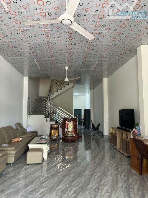 Cho thuê nhà đường số 3 khu văn hóa tây đô gần bến xe mới
