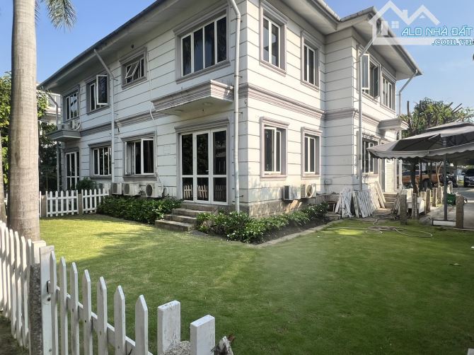 Cho thuê biệt thự quận Thủ Đức Garden Home,Quốc Lộ 13 liền kề Vạn Phúc city