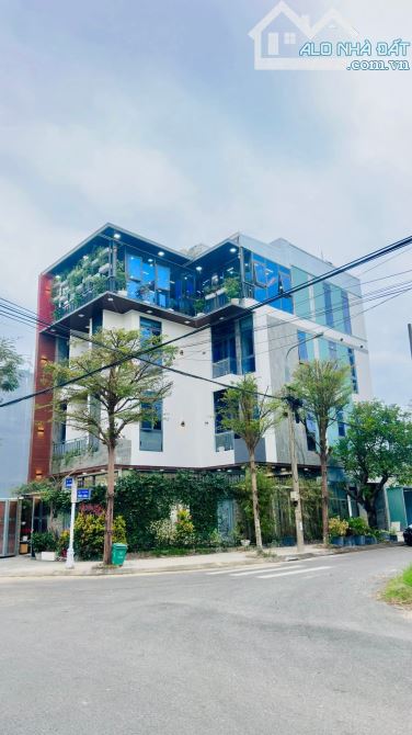 CHO THUÊ BIỆT THỰ HỒ BƠI - SÂN VƯỜN - ĐƯỜNG HOÀNG BÍNH CHÍNH - 10 PHÒNG