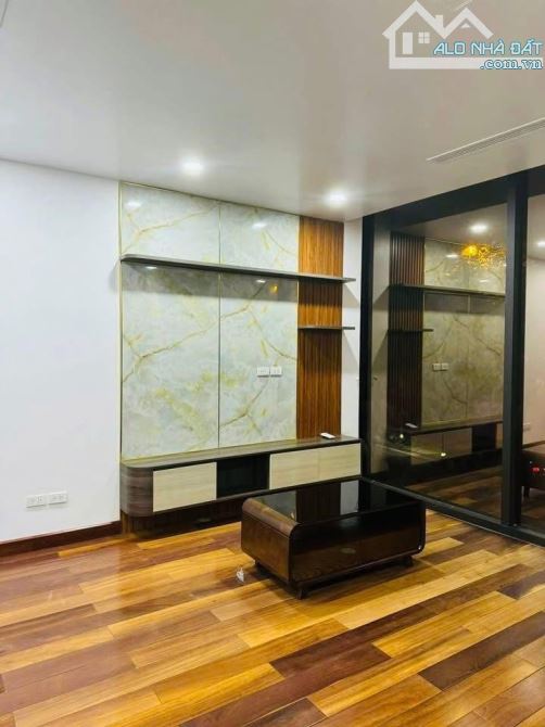 CHO THUÊ CĂN HỘ CAO CẤP PHỐ LÂM HẠ – BỒ ĐỀ – 55M² – FULL NỘI THẤT – 2PN 1 P