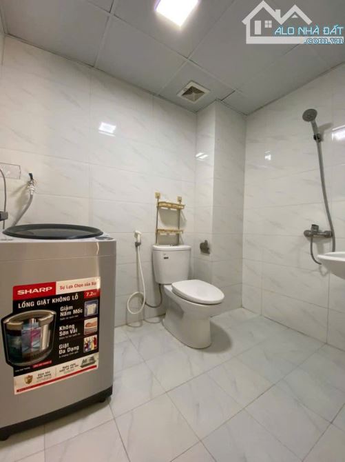 Cho Thuê CCMN 9 Khuất Duy Tiến Thanh Xuân 55m2 2N1K Cửa Sổ Ban Công Giặt Riêng Thang Máy