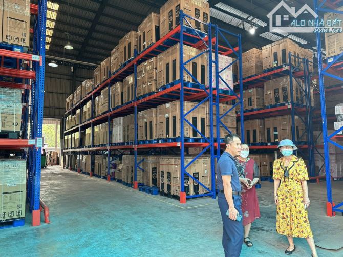 cần cho thuê kho xưởng cụm cộng nghiệp ngọc hồi, DT. khuôn viên 5000m2 có kho vp là 3200m2