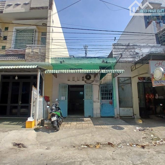 Phòng trọ mặt tiền kdc metro kinh doanh thoải mái