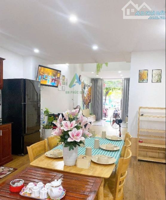 CHO THUÊ KHÁCH SẠN ĐƯỜNG HOÀNG BÍCH SƠN - 72 M² - 5 PN - GIÁ 35 TRIỆU