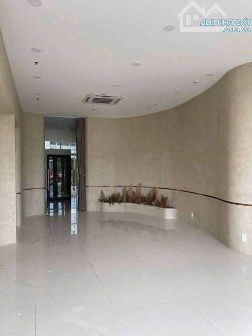 CHO THUÊ SHOPHOUSE 4 TẦNG THE MANOR CROWN, TP HUẾ
