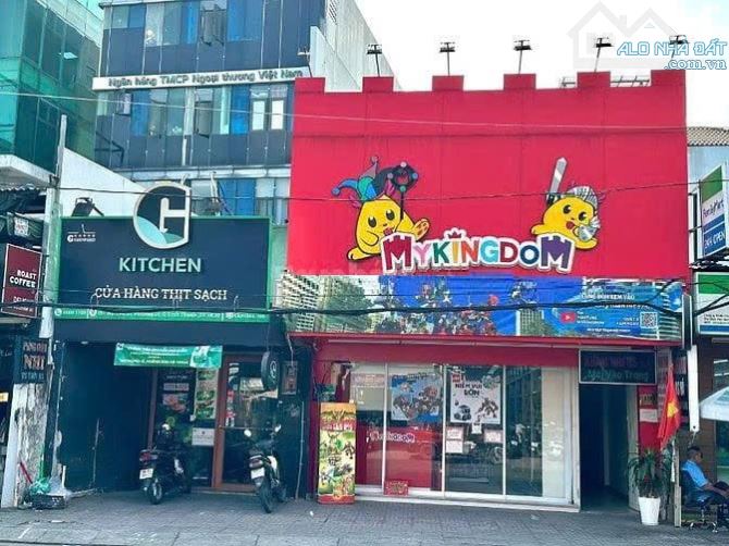 Cho Thuê Mặt Bằng 8x18m đường Nguyễn Xí phường Bình Thạnh