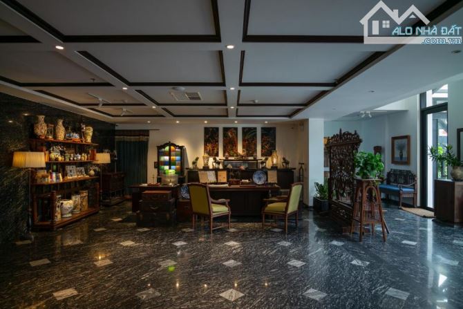 ⭐️⭐️⭐️⭐️ INDOCHINE HOTEL- 86 PHÒNG- 2 MẶT TIỀN NGAY BẾN THÀNH- NGANG 15M- GIÁ: 2,7 TỶ/TH