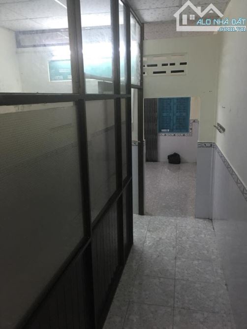Cho thuê nhà hẻm 48 đường nguyễn trãi gần bánh ngọt đức phát