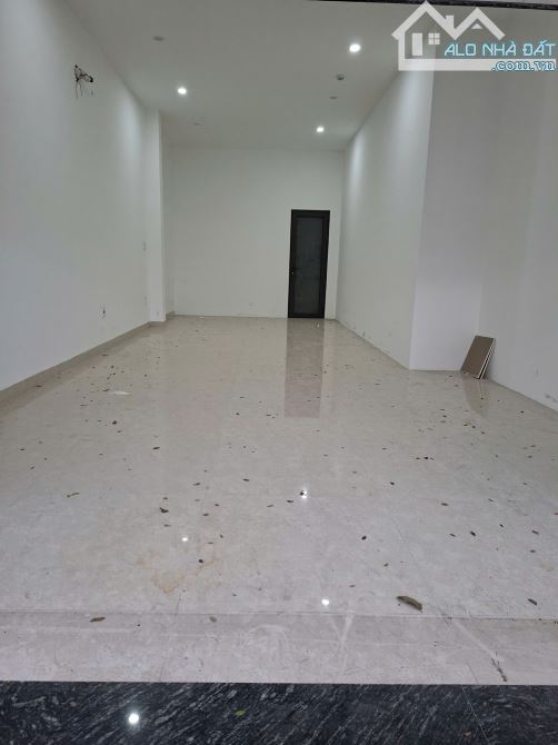 💥💥Cho Thuê Mặt bằng riêng biệt đường Nại Nam, Hòa Cường, Đà Nẵng 💵 Giá 9 triệu/tháng