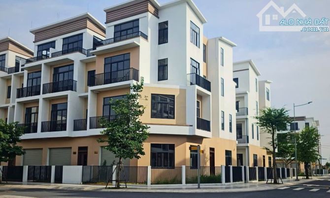 Cho thuê nhà phố nguyên căn thích hợp cho thuê Kinh doanh tại T&T City Millennia Long Hậu