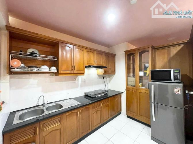 Cho Thuê Căn Hộ Amber Court 94M2, full nội thất , khu D2D, chỉ 10tr/tháng