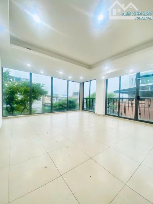 Văn phòng Đường Đống Đa, diện tích 90m2, giá chỉ 20tr/tháng