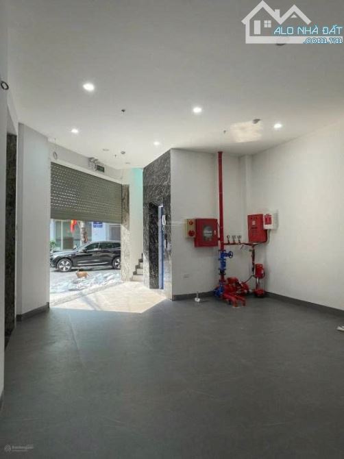 Cho thuê nhà 6 tầng mới tinh – MT 10m – ngõ Đền Lừ 2 – 40tr