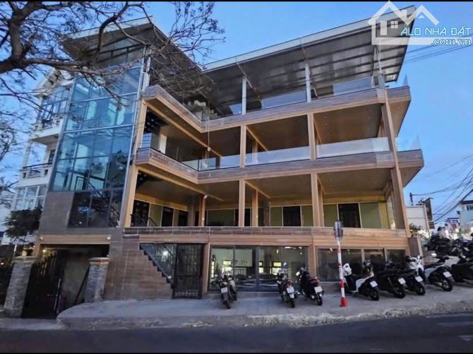 Cho thuê nhà 4 Tầng và Mặt bằng 1200m² 🔥Nguyễn Công Trứ- P8- Đà Lạt 🔥120tr/th