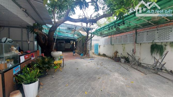 🏢 CHO THUÊ MẶT BẰNG & KIOS – BÌNH GIÃ, P.8 – DT: 400M² + 27M² – GIÁ: 35TR + 6TR/THÁNG
