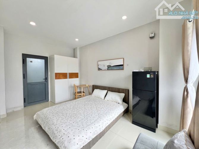 Cho thuê căn hộ 1PN ban công Quận 4 - full nội thất gần chợ Bến Thành