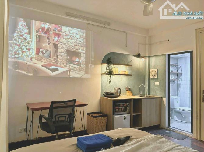 Cho thuê căn hộ dịch vụ HOMESTAY Quảng An – Diện tích: 70m2 x 6 tầng, giá 33 triệu
