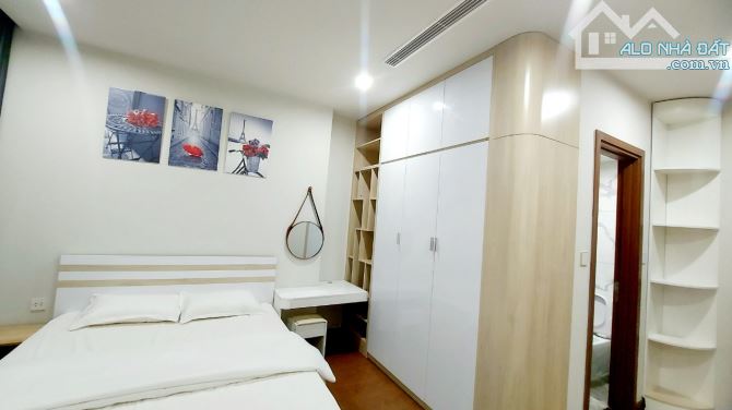 Nổi bật ! cho thuê căn hộ N05 Hoàng Đạo Thúy. 162m2. 3PN 3WC. full đồ giá 23tr/th