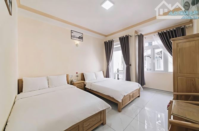 Cho thuê KHÁCH SẠN TRUNG TÂM ĐÀ LẠT 12 phòng giá 30tr