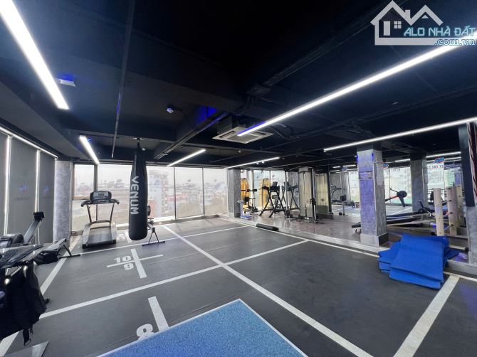 cho thuê văn phòng mặt tiền đường hoàng sa diện tích 155m2