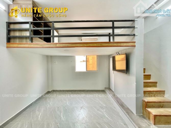 Cho thuê căn Duplex Cửa sổ trời đường Calmette Q1, gần chợ Bến Thành, Bitexco, cầu Calmett