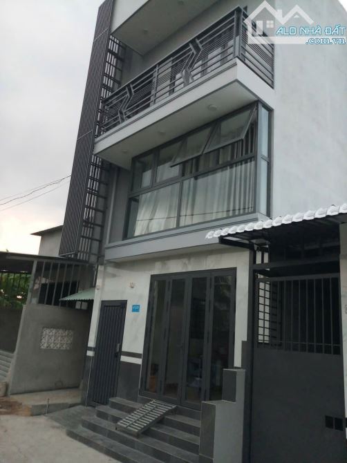 106. Cho Thuê Trọ 2,5 triệu mới Gần Ngã Tư Trần Hoàng Na 30/4